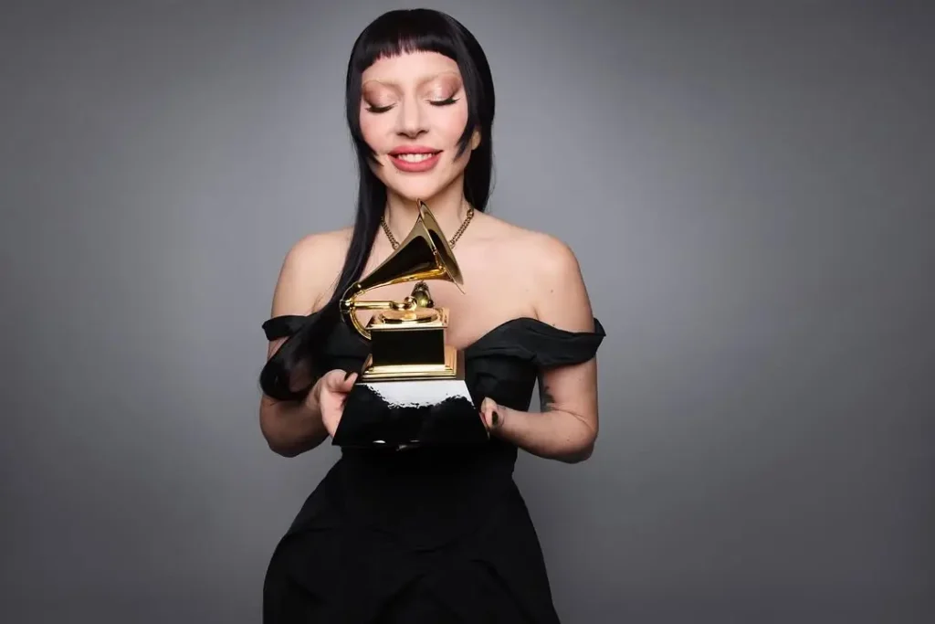 Grammy consagra o talento de Lady Gaga