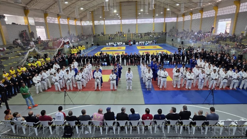 Ginásio do Tarumã recebe Campeonato Paranaense de Judô neste sábado