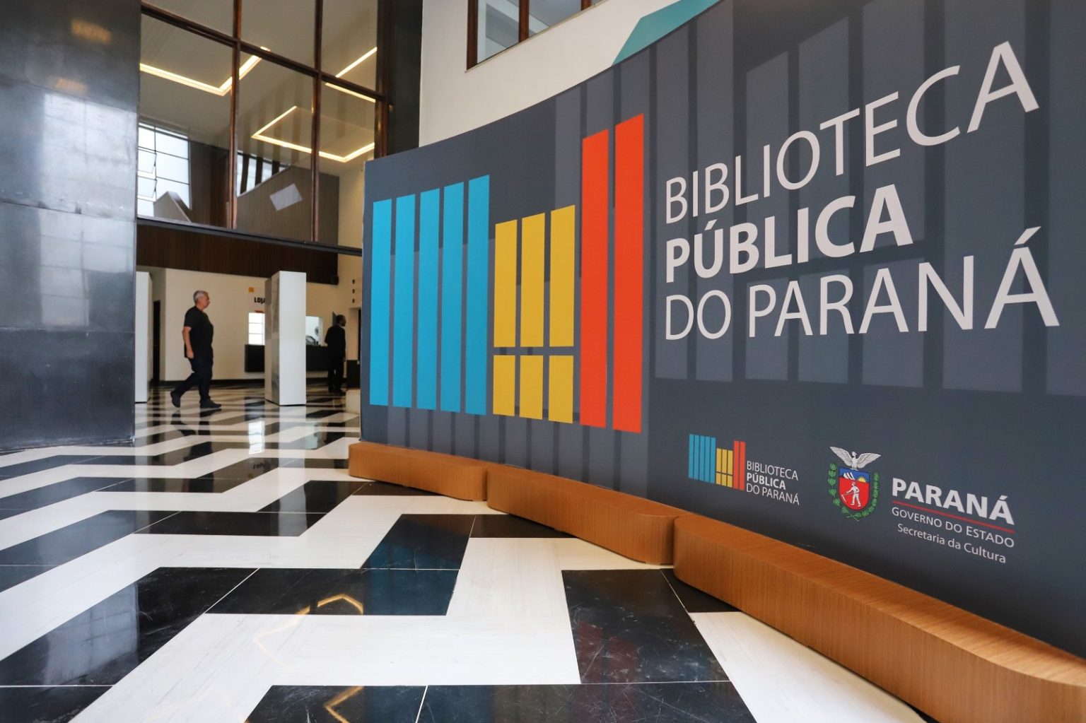 MON recebe evento gratuito com grandes nomes da literatura