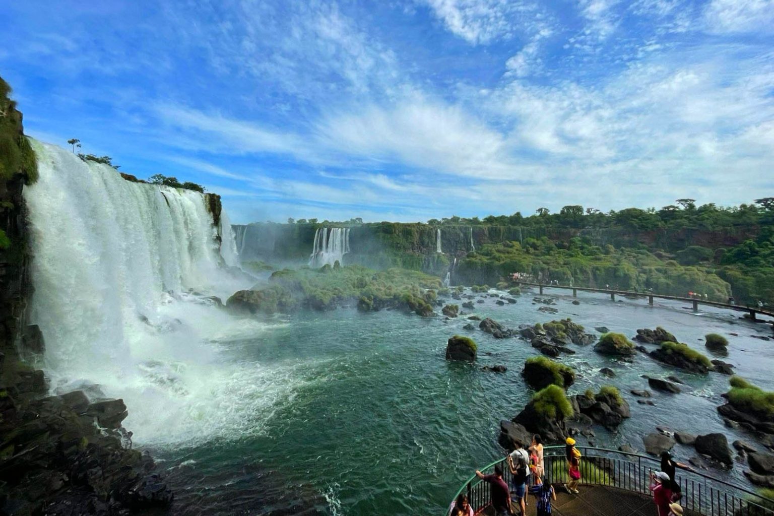 Foz do Iguaçu: A força das águas que encanta o mundo e orgulha o Paraná