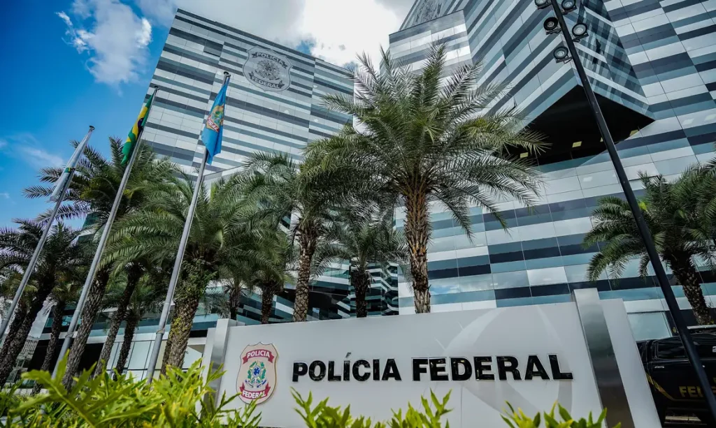 Governo autoriza nomeação de mil novos servidores para a Polícia Federal