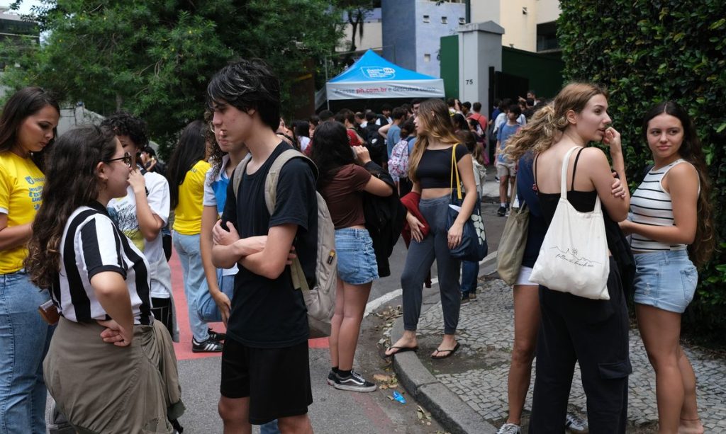 Inscrições para o Enem 2026 começam hoje com sistema automático para a rede pública