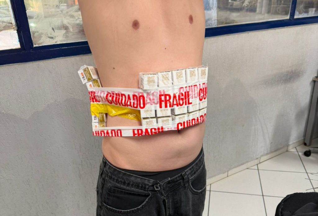 Foz do Iguaçu: Estudantes de medicina são presos com R$ 150 mil em emagrecedores contrabandeados na Ponte da Amizade