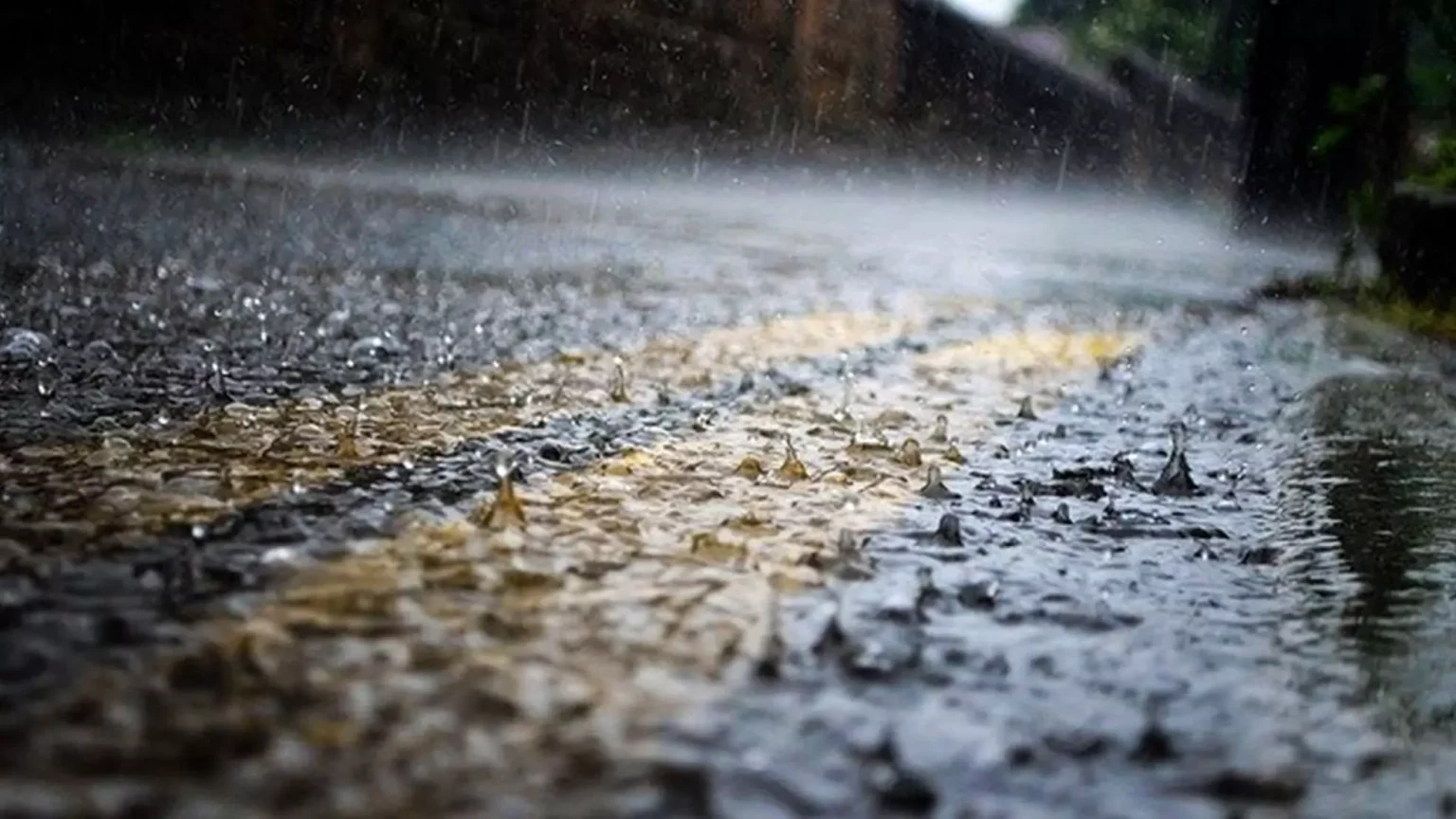 Ciclone extratropical traz alerta de tempestades e ventos fortes para o Paraná no fim de semana