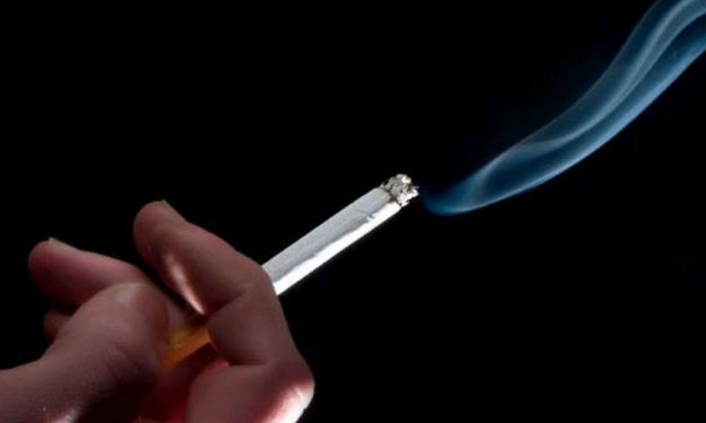 Câmara de Curitiba estuda proibir venda de cigarros para quem nasceu a partir de 2009