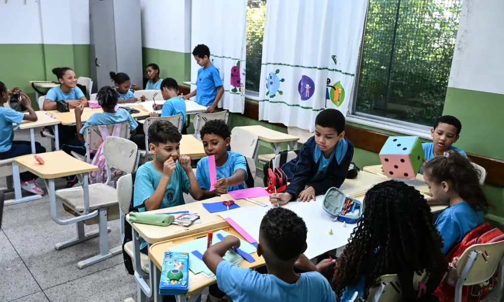 Brasil entra no grupo de países com alto índice de desenvolvimento humano pela primeira vez na história