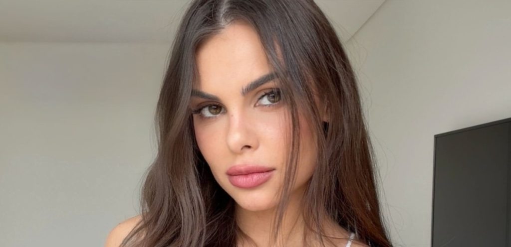 Amanda Kimberlly Revela Bastidores de Acordo com Neymar e Ausência da Filha na Copa