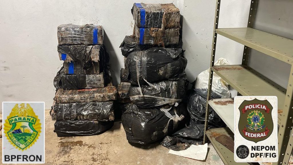 Foz do Iguaçu: BPFRON e PF apreendem mais de 370 kg de maconha em porto clandestino