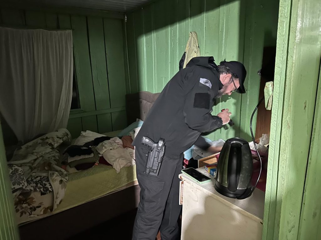 Ofensiva contra o tráfico: Polícia Civil cumpre trinta mandados no oeste e sudoeste