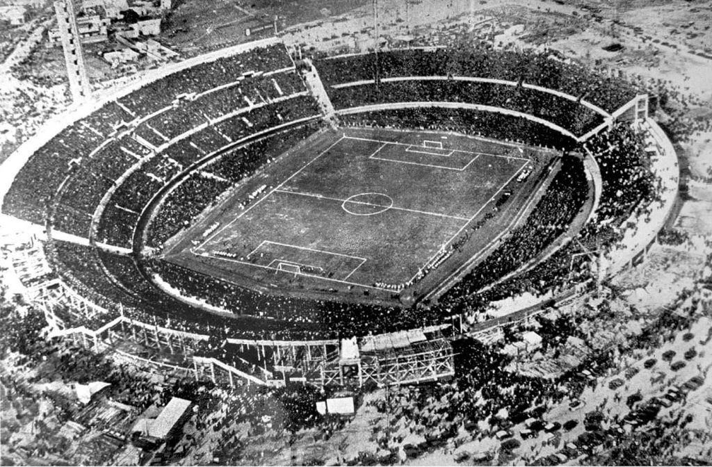 Estreia do Mundial no místico Estádio Azteca resgata memórias de aberturas históricas