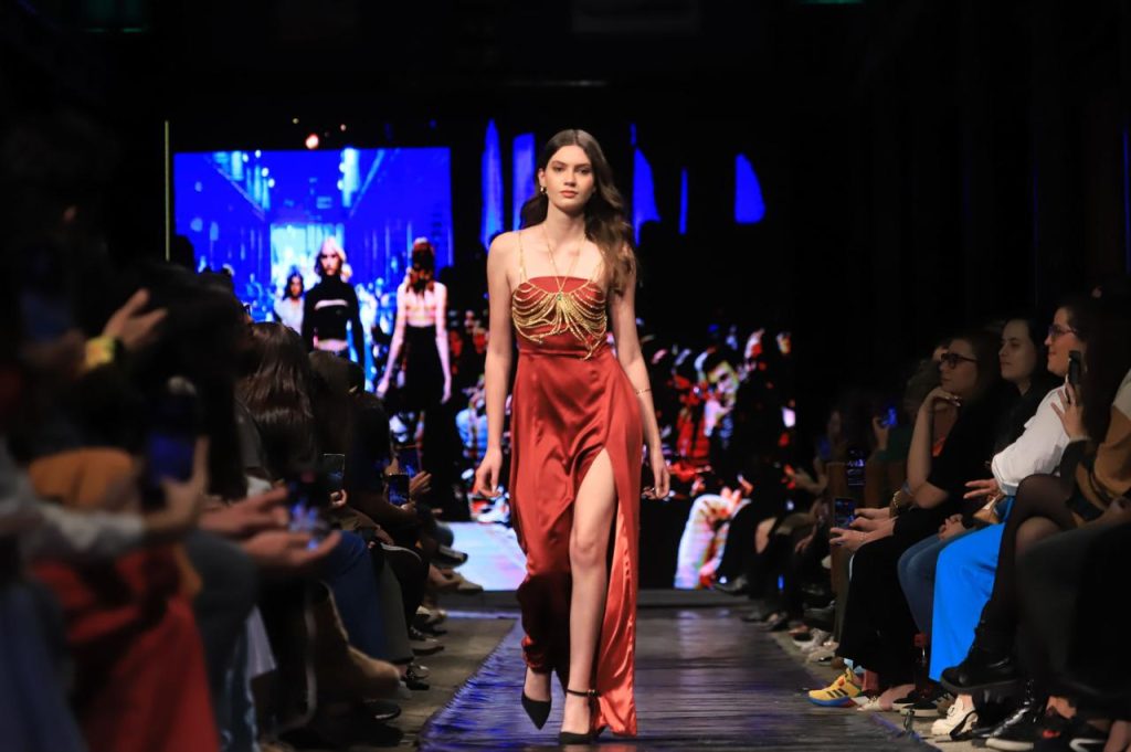 Moda em Curitiba: Inscrições estão abertas para os desfiles do Boqueirão Fashion 2026