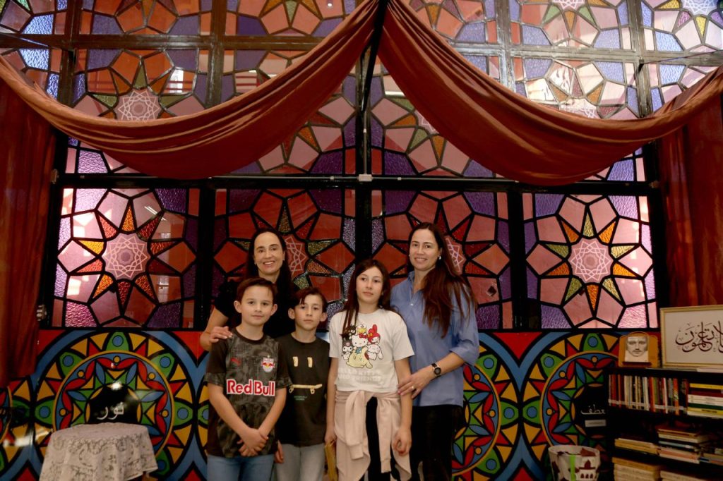 Férias em Curitiba: Fim de semana ensolarado convida famílias para programação cultural gratuita nos parques