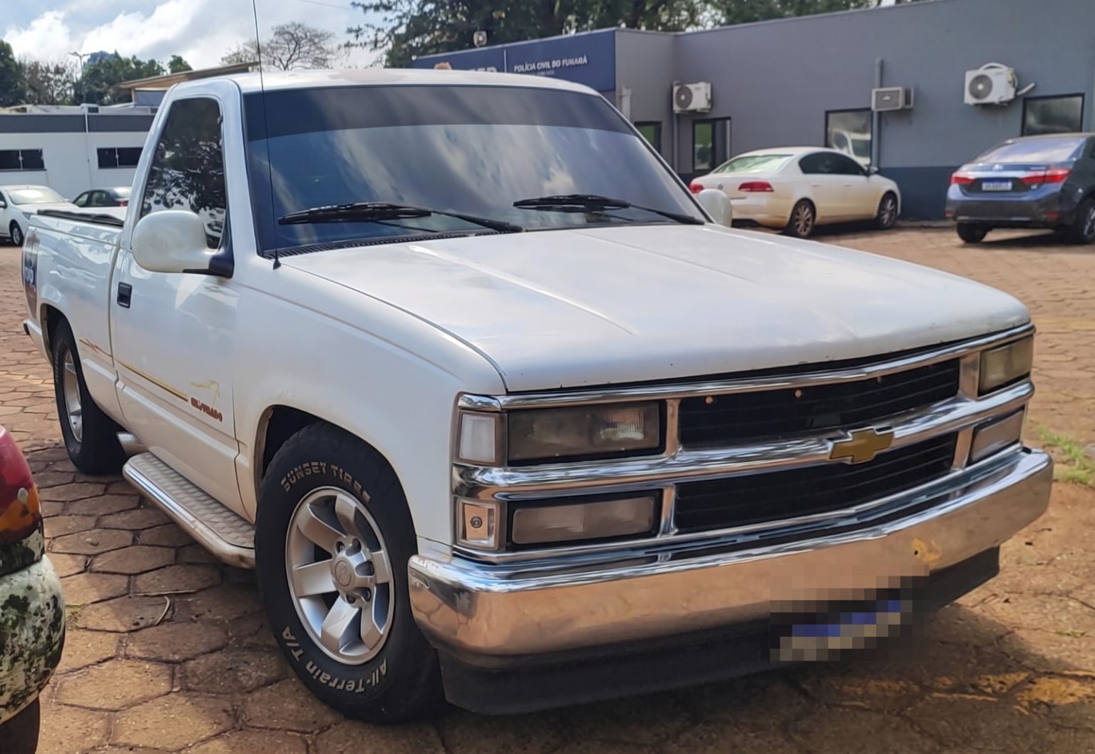 PCPR apreende caminhonete Silverado utilizada em manobras perigosas nas ruas de Cascavel