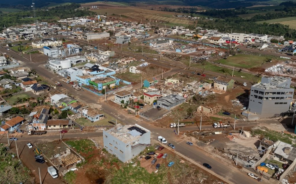 MPPR e Polícia Civil apuram suspeita de desvio de doações para vítimas de tornado no Paraná