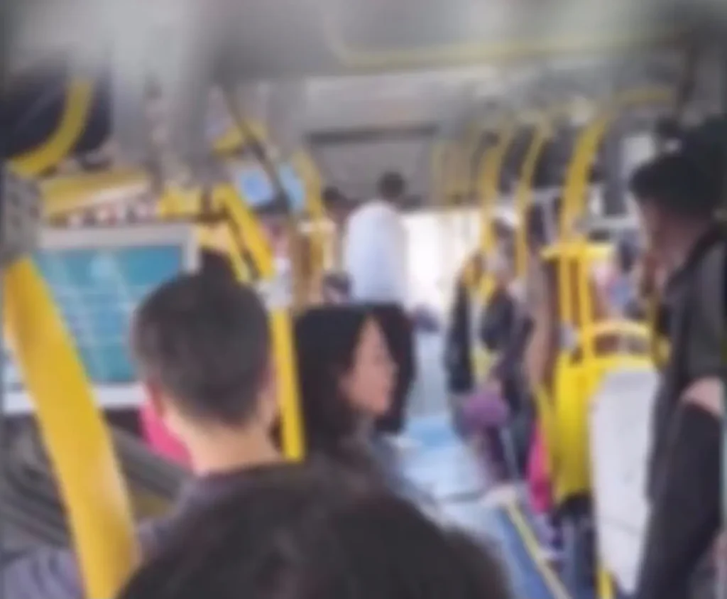 “Vários socos na minha cabeça”: motorista relata momentos de pânico e agressão ao volante de ônibus lotado em Curitiba
