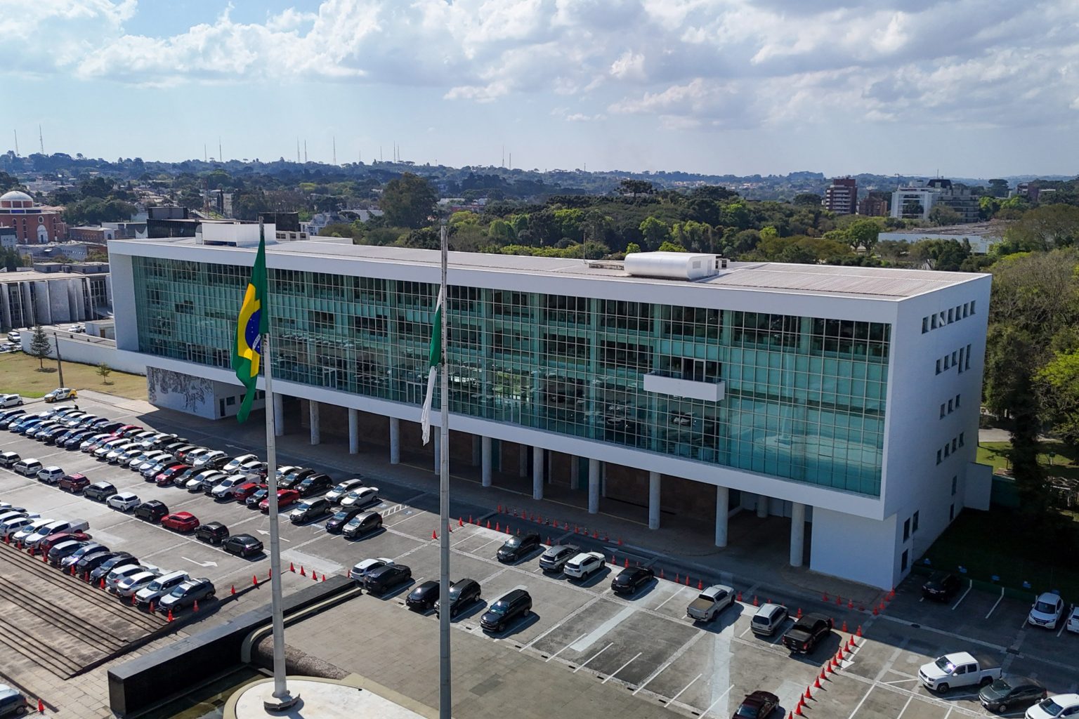 Paraná é eleito o estado mais eficiente do Brasil em ranking do Datafolha e Folha de S.Paulo