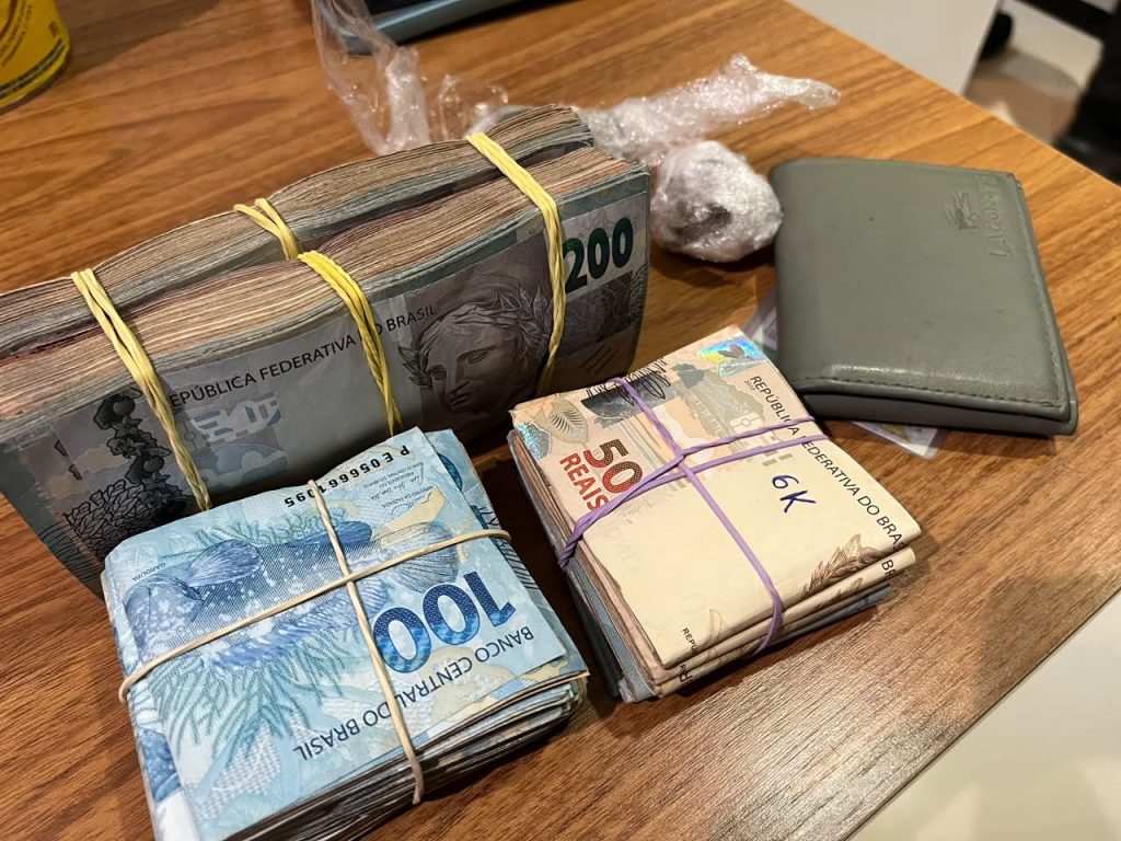 PCPR deflagra operação contra esquema empresarial de “delivery” de drogas e lavagem de dinheiro no Paraná e SC