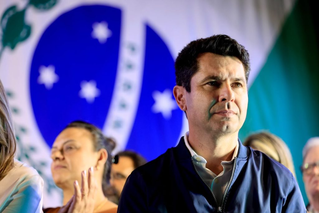 Alexandre Curi lidera pesquisa Quaest/RPC na disputa pelo senado