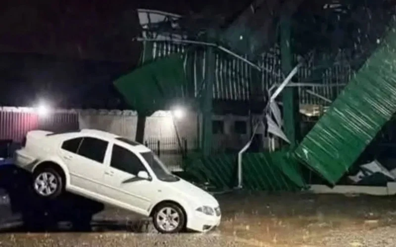 Fenômeno raro: Simepar confirma que rajadas de vento que levantaram carro em Francisco Beltrão foram causadas por “microburst”
