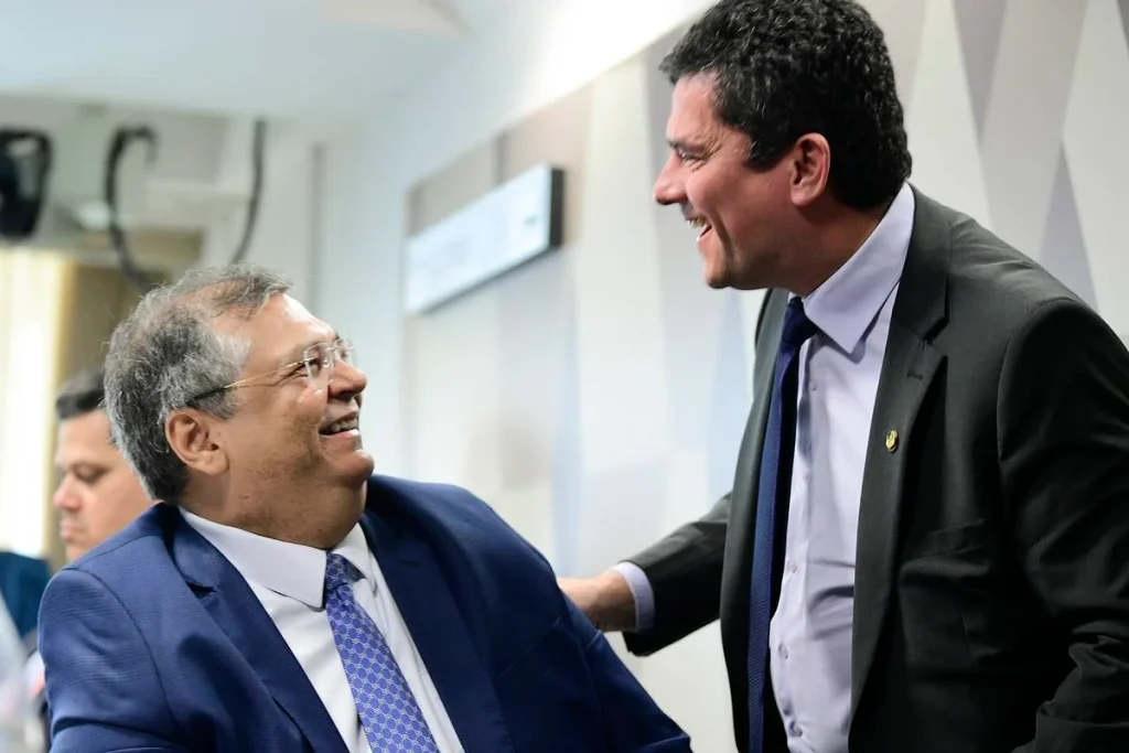 TRE-PR mantém propaganda que afirma que Sergio Moro votou em Flávio Dino para o STF