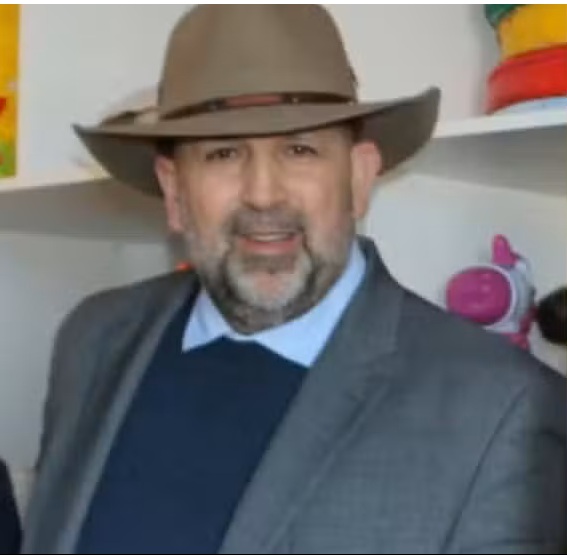 Ex-apresentador de TV é indiciado por estupro, assédio e extorsão contra funcionários no Paraná