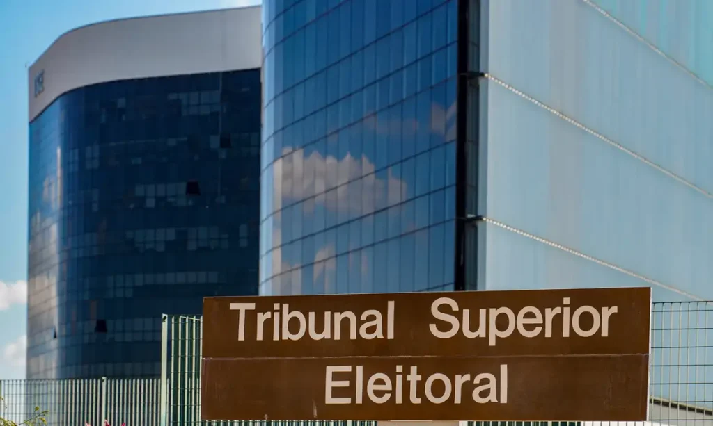 Justiça Eleitoral recebe mais de 51 mil denúncias de propaganda irregular durante as Eleições 2026