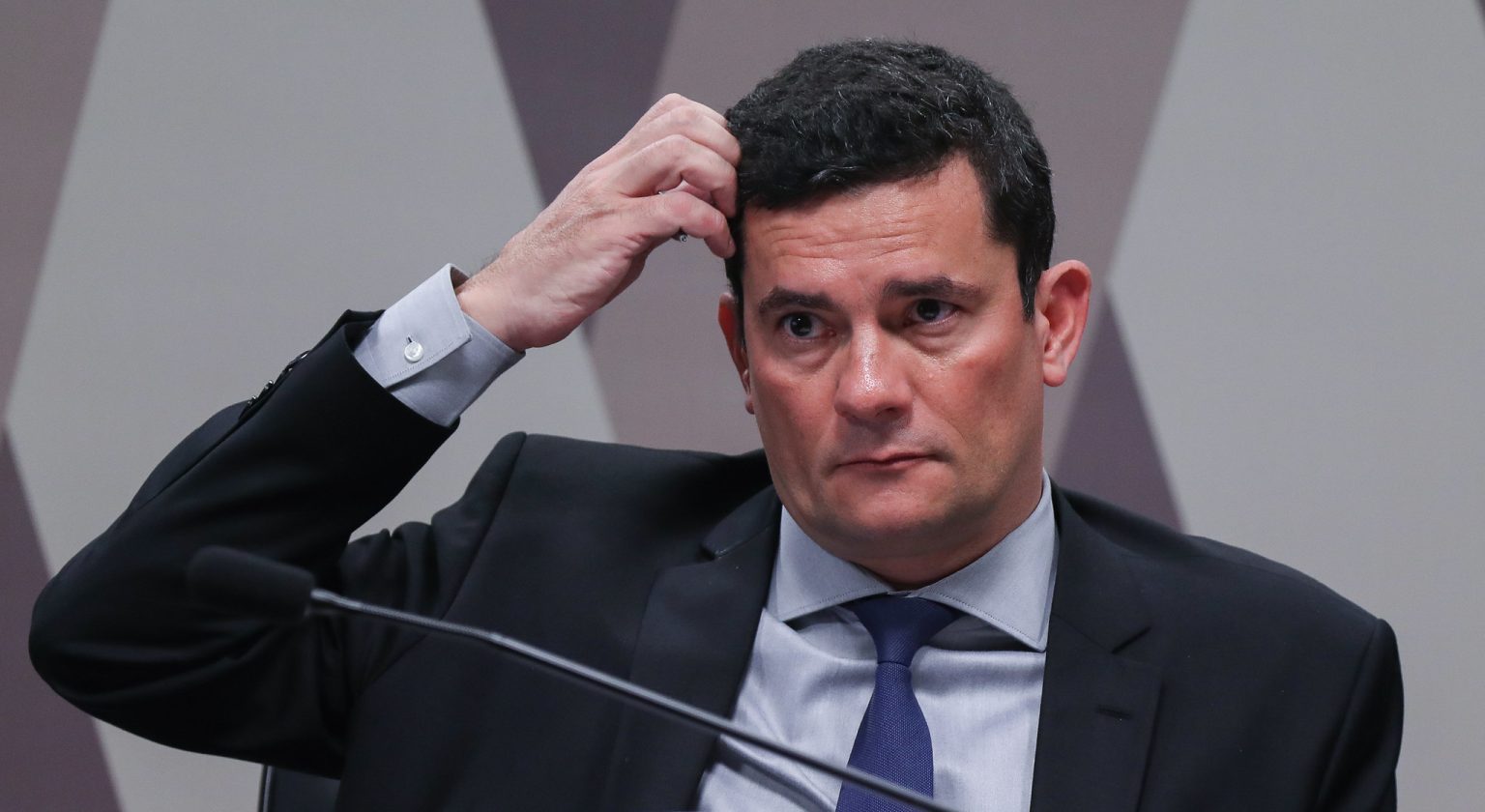 O custo da incoerência: o povo paranaense não deve pagar o preço da vaidade e da farra do cotão