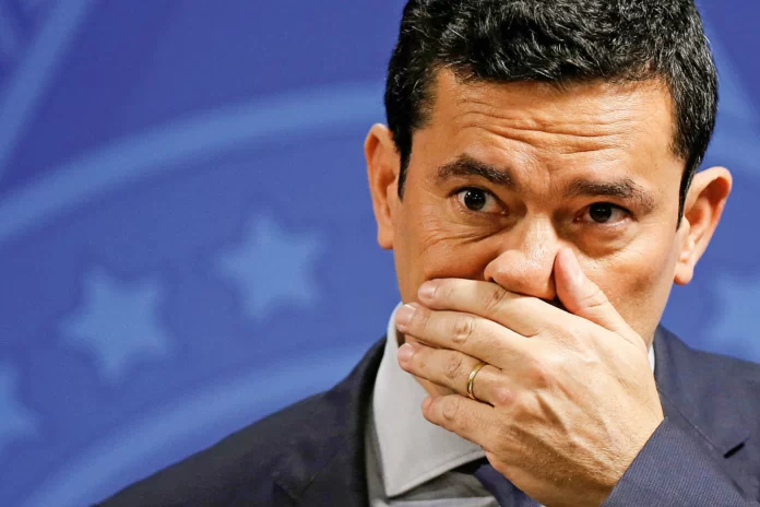 A política do atalho: quando a falta de verdade tenta substituir a gestão e o trabalho