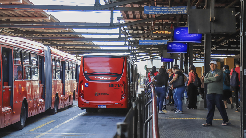 Facilidade para o eleitor: Curitiba terá transporte coletivo gratuito no domingo de eleições