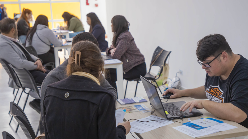 Oportunidades no sábado: 12ª Feira de Negócios da Esic Internacional traz networking, palestras e Espaço Empreendedor Móvel em Curitiba