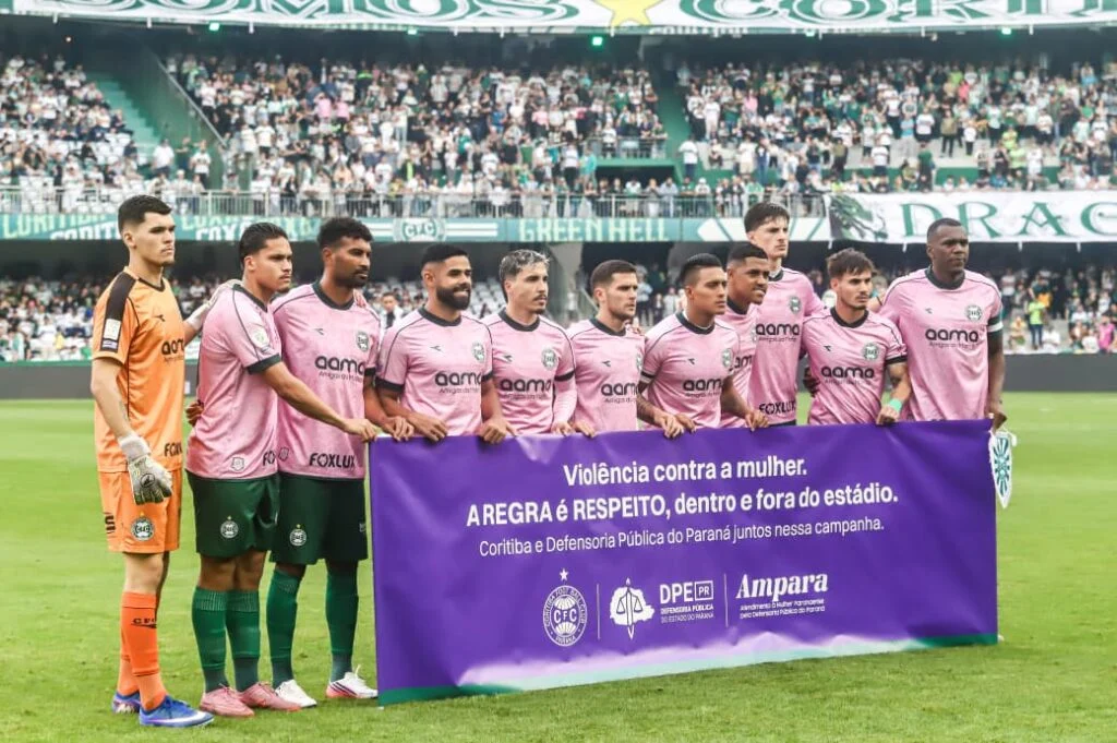 Coritiba empata com o Botafogo no Couto Pereira no dia do aniversário de 117 anos do clube