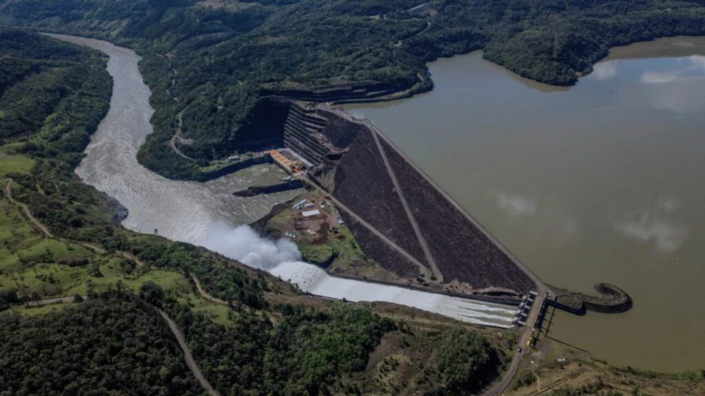 Trégua nas chuvas favorece redução gradual do nível dos rios no Paraná