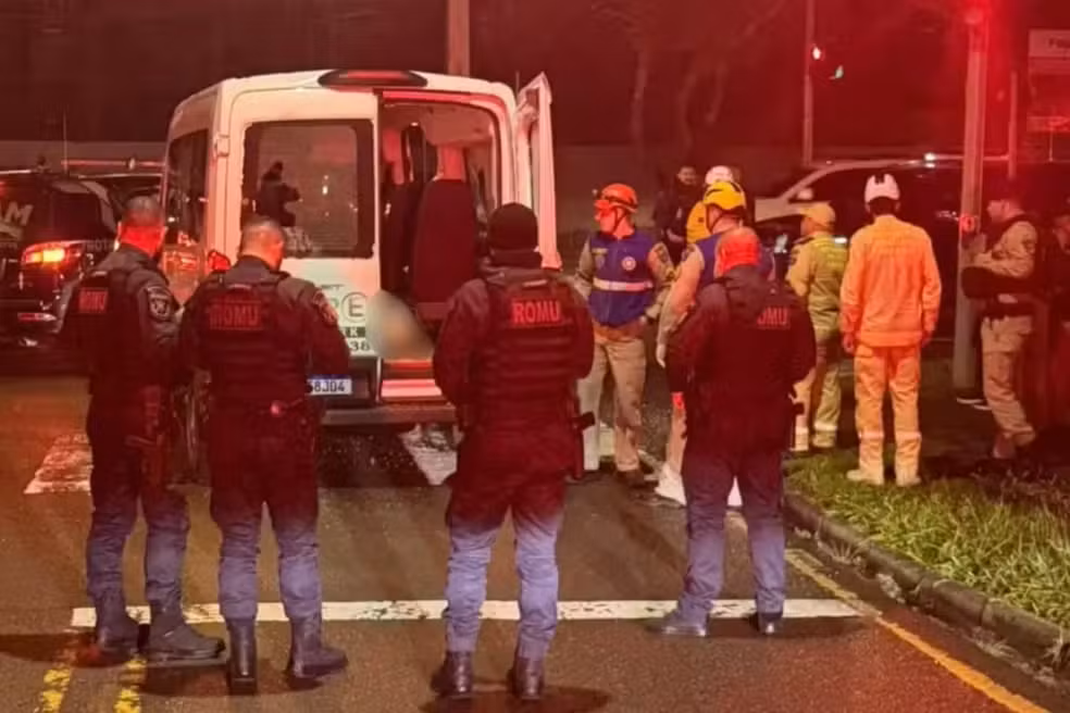 Execução na Grande Curitiba: Homem que voltava de viagem com a família é morto a tiros dentro de van após sair do aeroporto