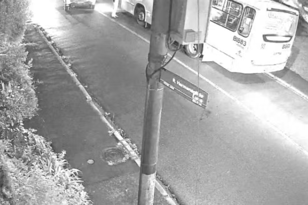 Direção perigosa: Motorista de ônibus preso por embriaguez em Curitiba confessou ter bebido cerveja, diz delegado